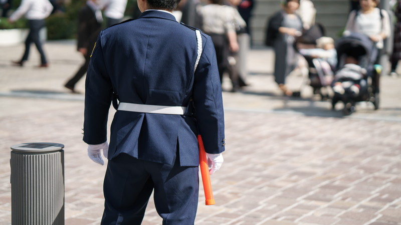 警備員