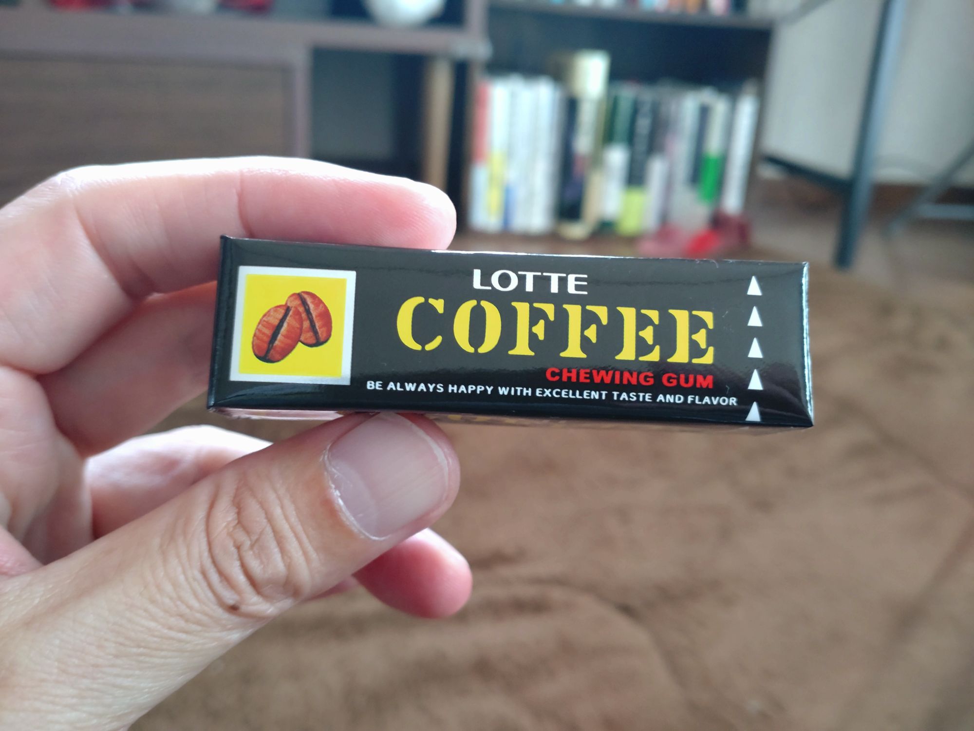 昭和世代の皆さん！コーヒーガム噛んで、懐かしいあの時代を思い出して涙しましょう！！