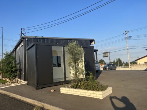 プレハブを追加しました